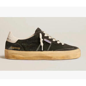 Golden Goose Soul Star Sneakers(PLEASE REQUEST YOUR SIZE FOR PURCHASING)